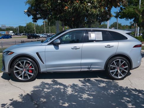 Used 2022 Jaguar F-PACE SVR AWD/4WD image 7