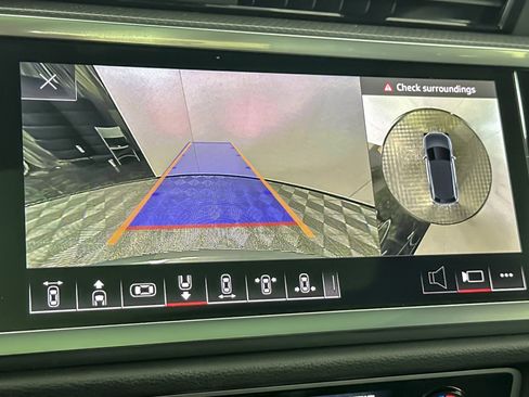 Used 2023 Audi Q3 2.0T Premium Plus w/ Premium Plus Package image 19