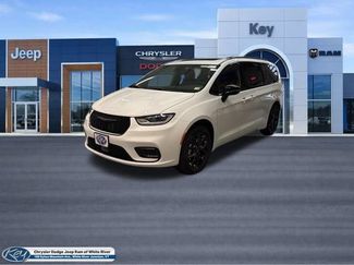 New 2026 Chrysler Pacifica Limited w/ S Appearance Package video 1