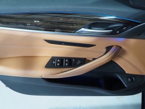 Used 2019 BMW 540i image 58