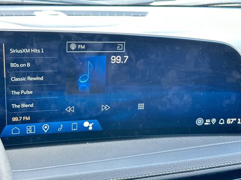 Used 2024 Cadillac XT4 Premium Luxury image 24