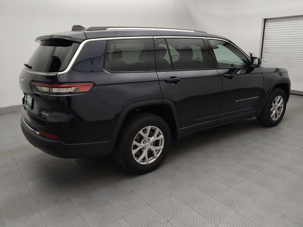 Used 2023 Jeep Grand Cherokee L Limited AWD/4WD image 10