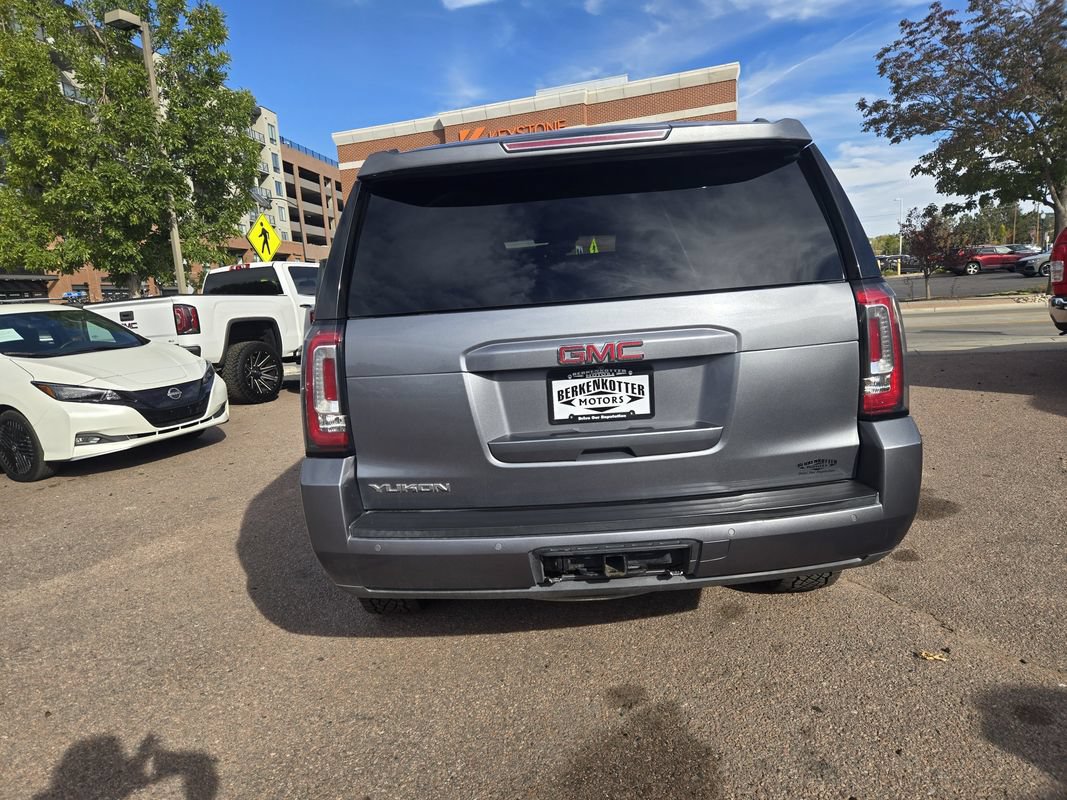 Used 2018 GMC Yukon SLT w/ Open Road Package AWD/4WD image 9