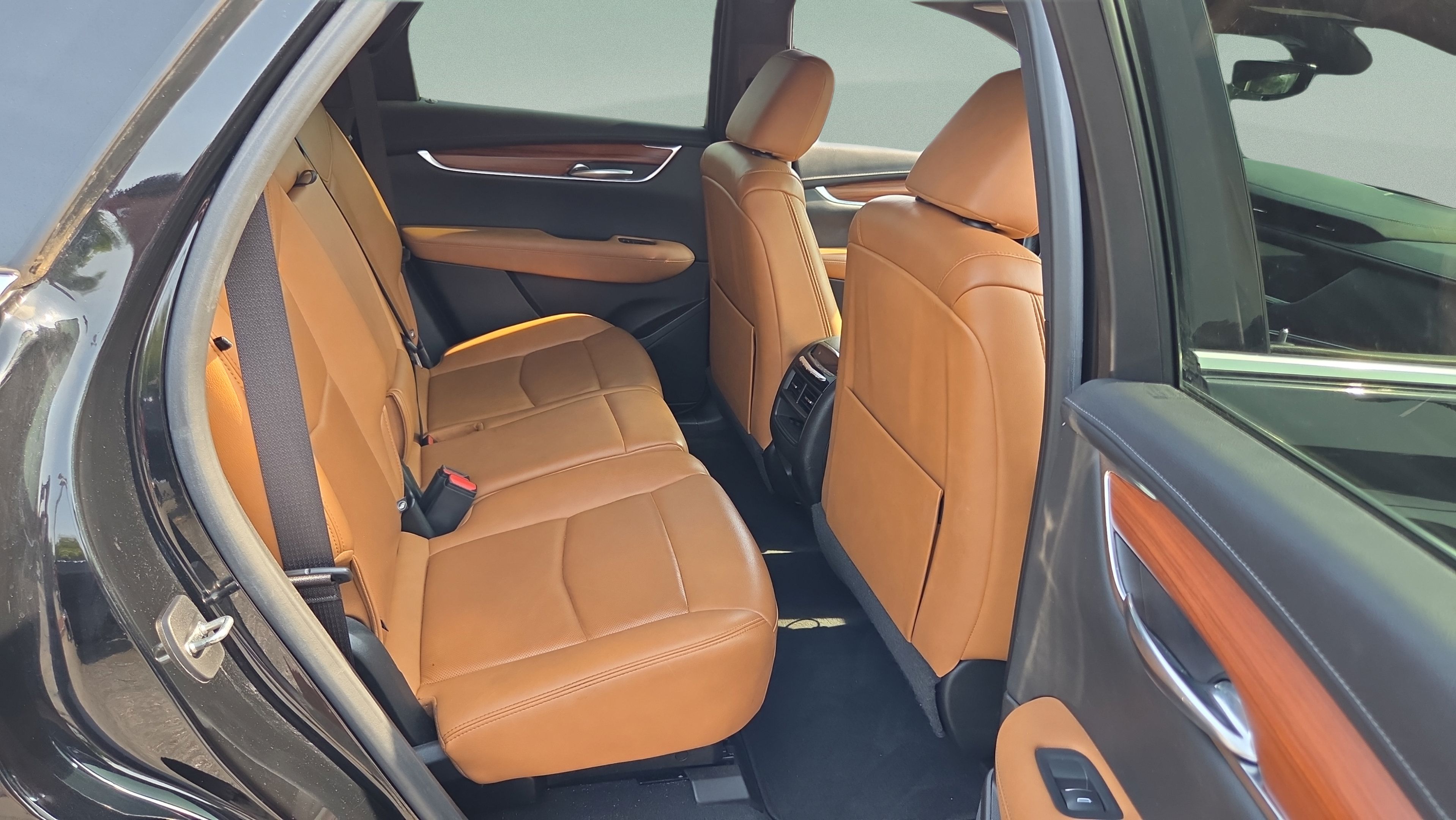 Used 2021 Cadillac XT5 Premium Luxury FWD image 14