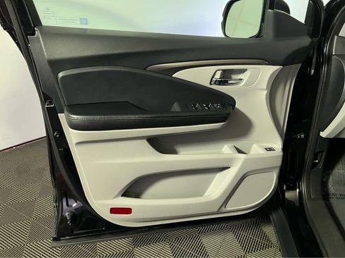 Used 2017 Honda Pilot EX-L image 24