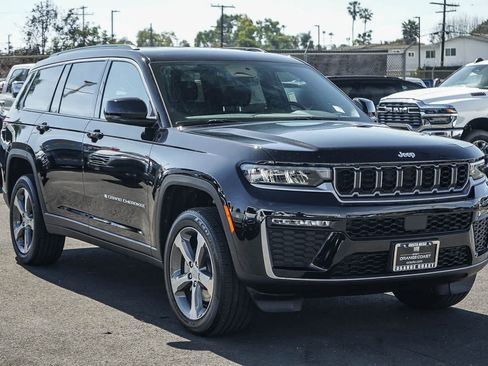 New 2026 Jeep Grand Cherokee L Limited image 3