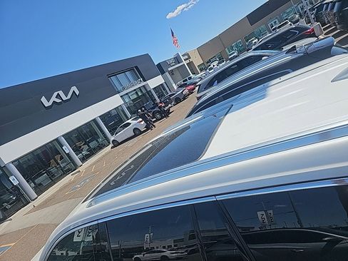 Used 2020 Cadillac XT6 Premium Luxury FWD image 13