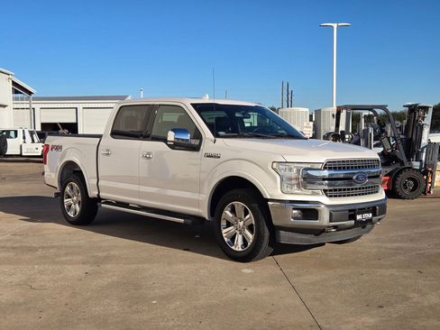 Used 2018 Ford F150 Lariat w/ Equipment Group 502A Luxury image 3