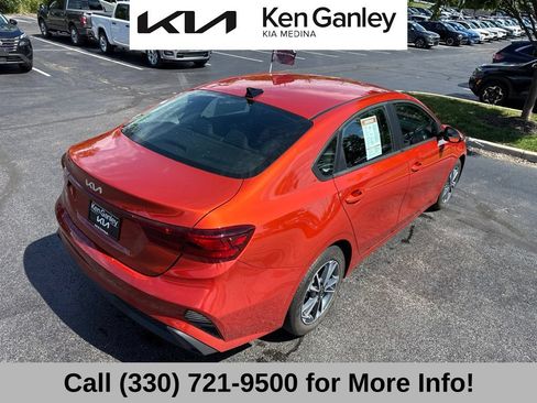 Certified 2024 Kia Forte LXS w/ LXS Technology Package FWD image 12