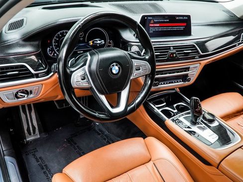 Used 2019 BMW 750i xDrive w/ Executive Package image 16