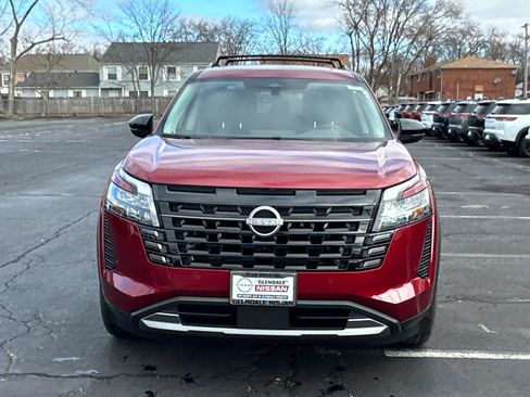 New 2026 Nissan Pathfinder SL AWD/4WD image 2