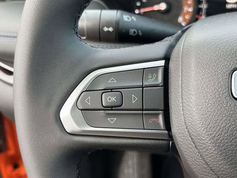 New 2026 Jeep Compass Latitude image 9