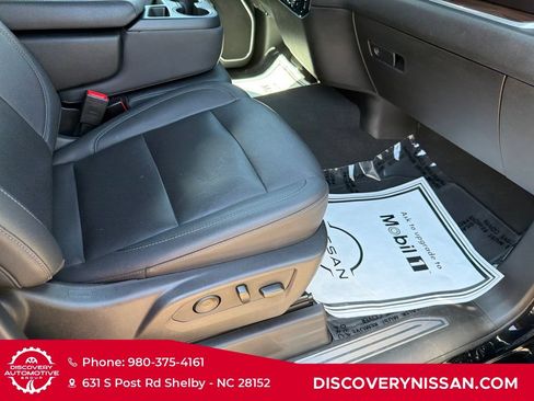 Used 2025 GMC Sierra 1500 SLT AWD/4WD image 35