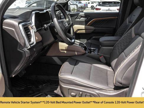Used 2026 GMC Canyon Denali AWD/4WD image 7