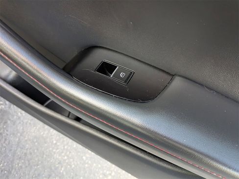 Used 2025 MAZDA MAZDA3 s image 35