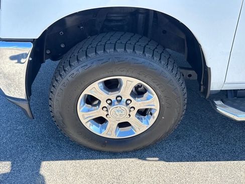 Used 2024 RAM 2500 Big Horn image 13