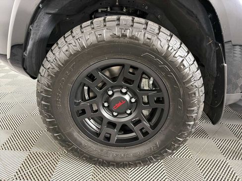 Used 2023 Toyota 4Runner SR5 Premium w/ Moonroof Package image 9