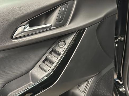 New 2026 Chevrolet Equinox LT w/ Convenience Package II image 21