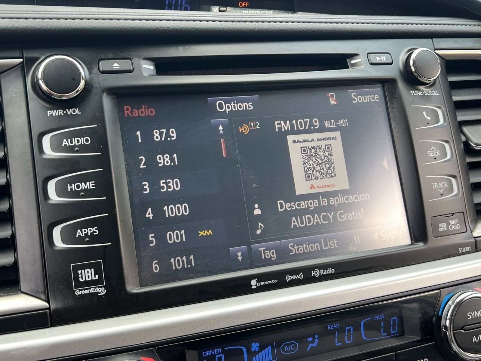 Used 2019 Toyota Highlander Limited AWD/4WD image 17