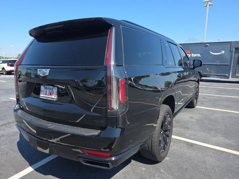 Used 2023 Cadillac Escalade ESV Sport Platinum w/ LPO, ONYX Package AWD/4WD image 6