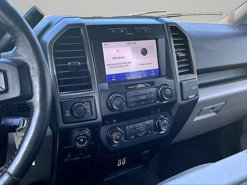 Used 2019 Ford F150 XLT w/ Equipment Group 302A Luxury AWD/4WD image 10