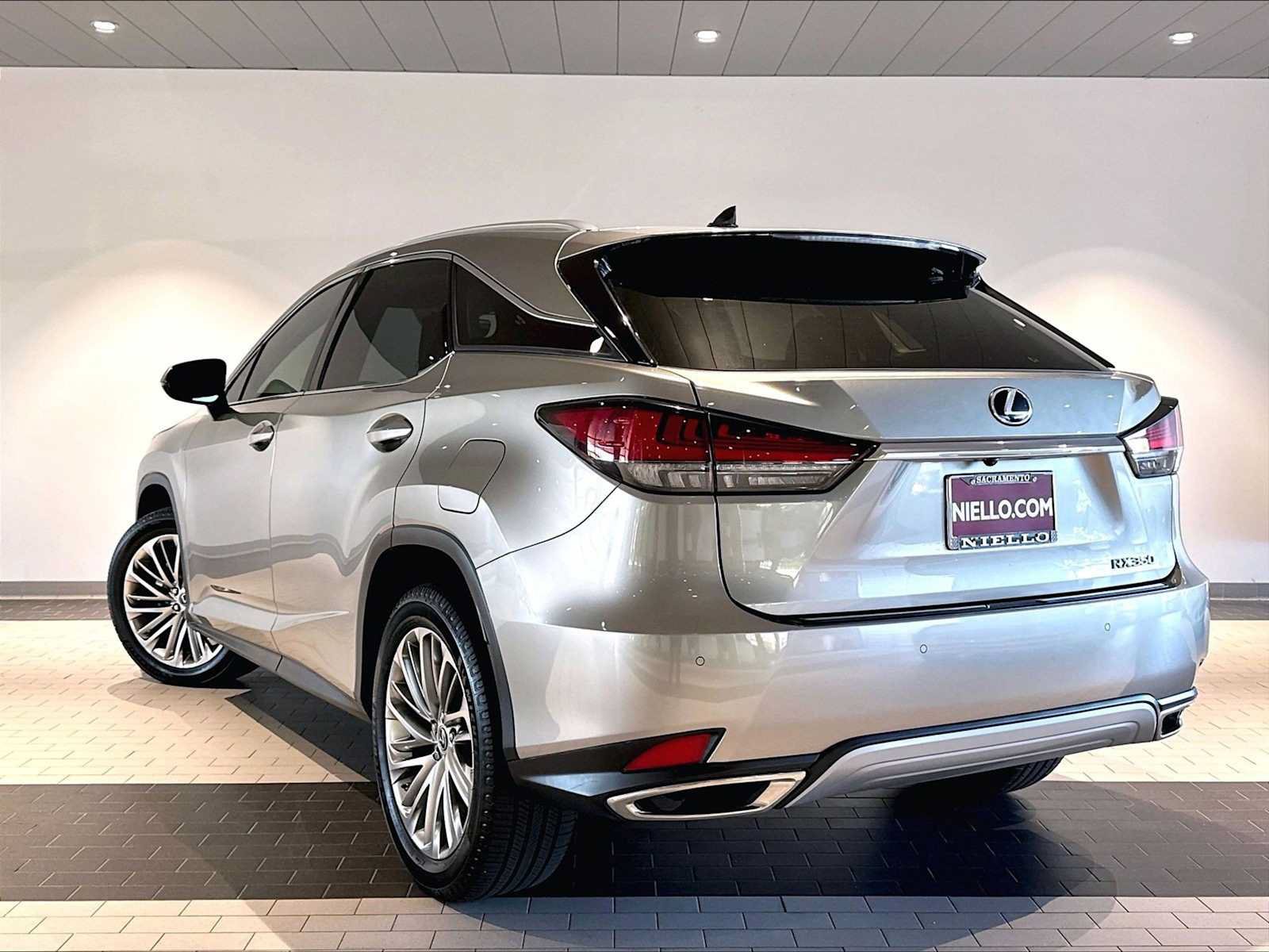 Used 2021 Lexus RX 350 AWD w/ Luxury Package image 3