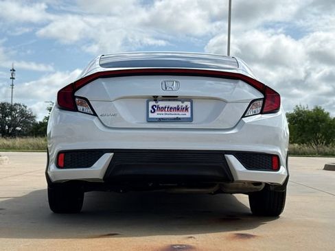Used 2019 Honda Civic LX image 7