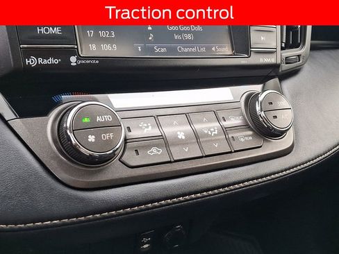 Used 2018 Toyota RAV4 XLE image 16