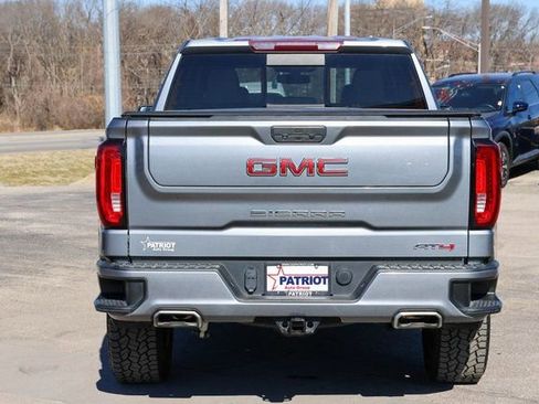 Used 2021 GMC Sierra 1500 AT4 w/ AT4 Preferred Package AWD/4WD image 4