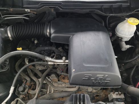 Used 2018 RAM 1500 Express w/ Express Value Package AWD/4WD image 30