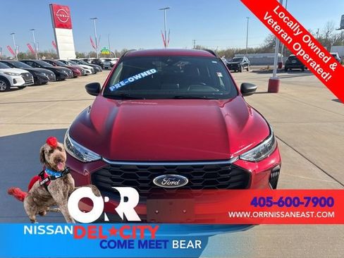Used 2025 Ford Escape ST-Line AWD/4WD image 8