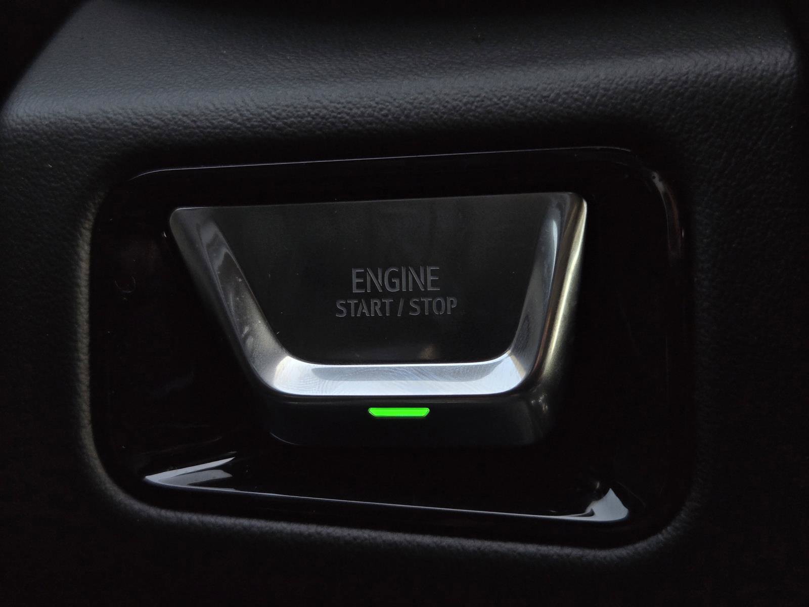 New 2026 GMC Yukon AT4 AWD/4WD image 14