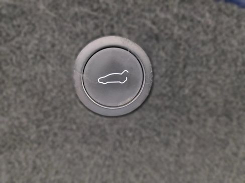 Used 2023 Tesla Model X AWD/4WD image 21