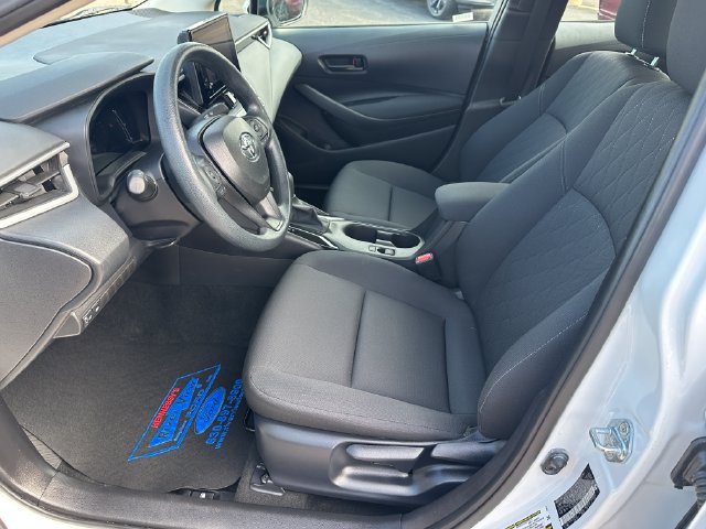 Used 2026 Toyota Corolla LE FWD image 14