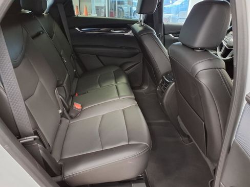 Certified 2025 Cadillac XT5 Premium Luxury AWD/4WD image 14