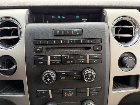 Used 2010 Ford F150 XLT image 18