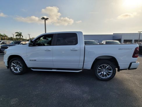 Used 2023 RAM 1500 Laramie AWD/4WD image 7