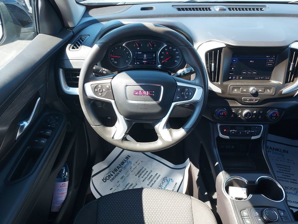 Used 2024 GMC Terrain SLE w/ Driver Convenience Package AWD/4WD image 16