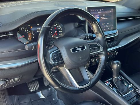 Used 2022 Jeep Compass Limited AWD/4WD image 10
