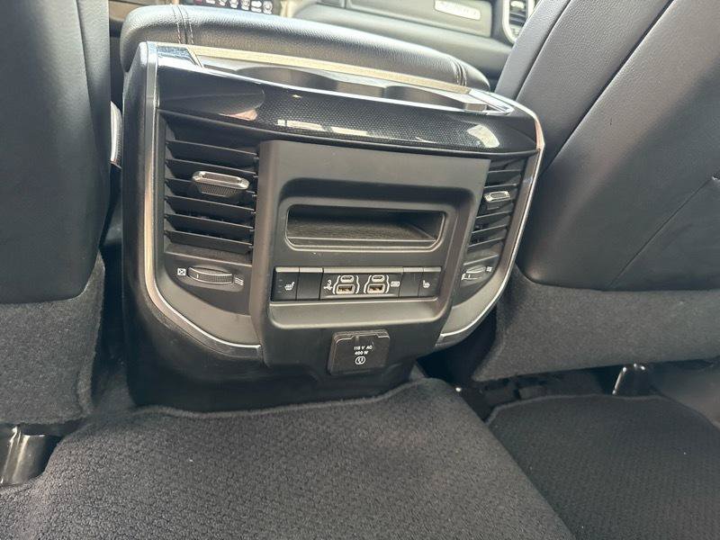 Used 2020 RAM 2500 Laramie AWD/4WD image 17