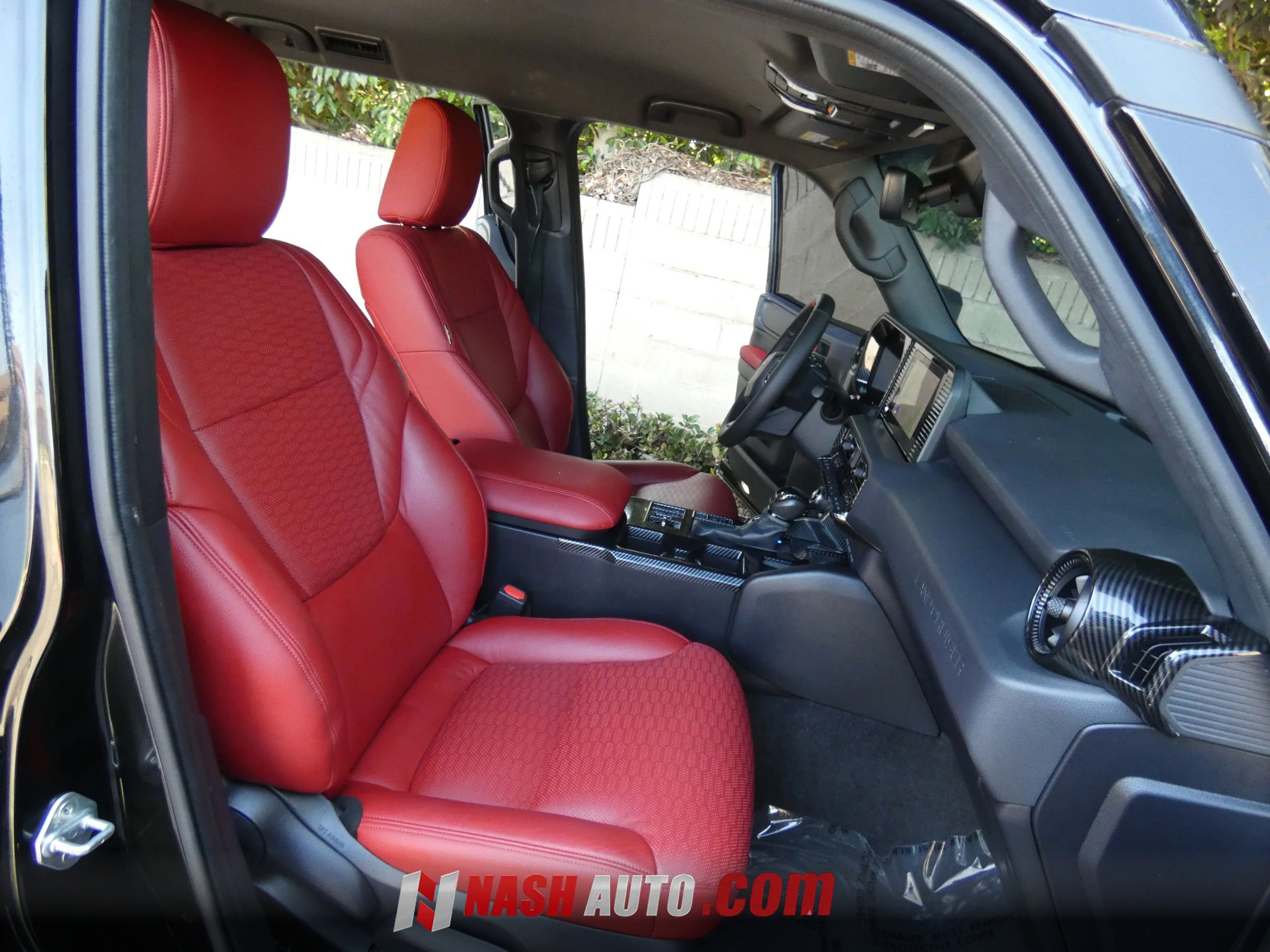 Used 2025 Toyota Land Cruiser 1958 AWD/4WD image 32