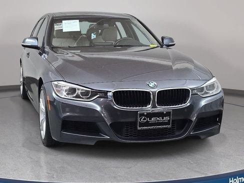 Used 2014 BMW 328i xDrive Sedan AWD/4WD image 3