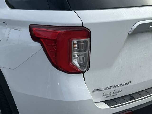 Used 2021 Ford Explorer Platinum w/ Equipment Group 601A AWD/4WD image 7