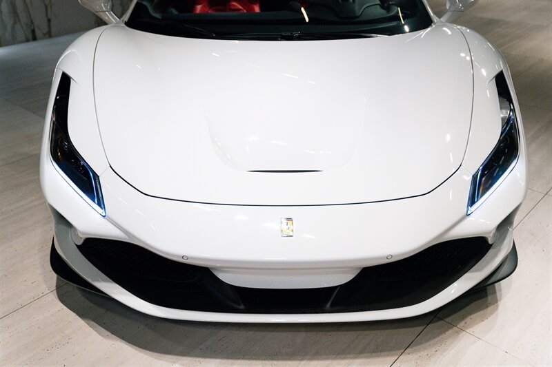 Used 2021 Ferrari F8 Tributo RWD image 9