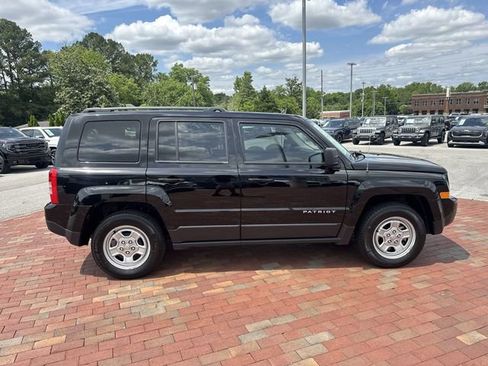 Used 2017 Jeep Patriot Sport w/ Power Value Group FWD image 37