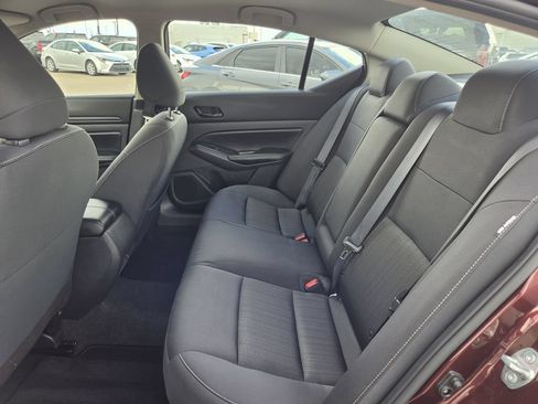 Used 2025 Nissan Altima 2.5 SV FWD image 28