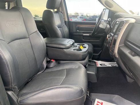 Used 2018 RAM 2500 Laramie AWD/4WD image 15