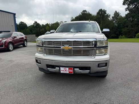 Used 2015 Chevrolet Silverado 1500 LTZ Z71 w/ LTZ Plus Package AWD/4WD image 26