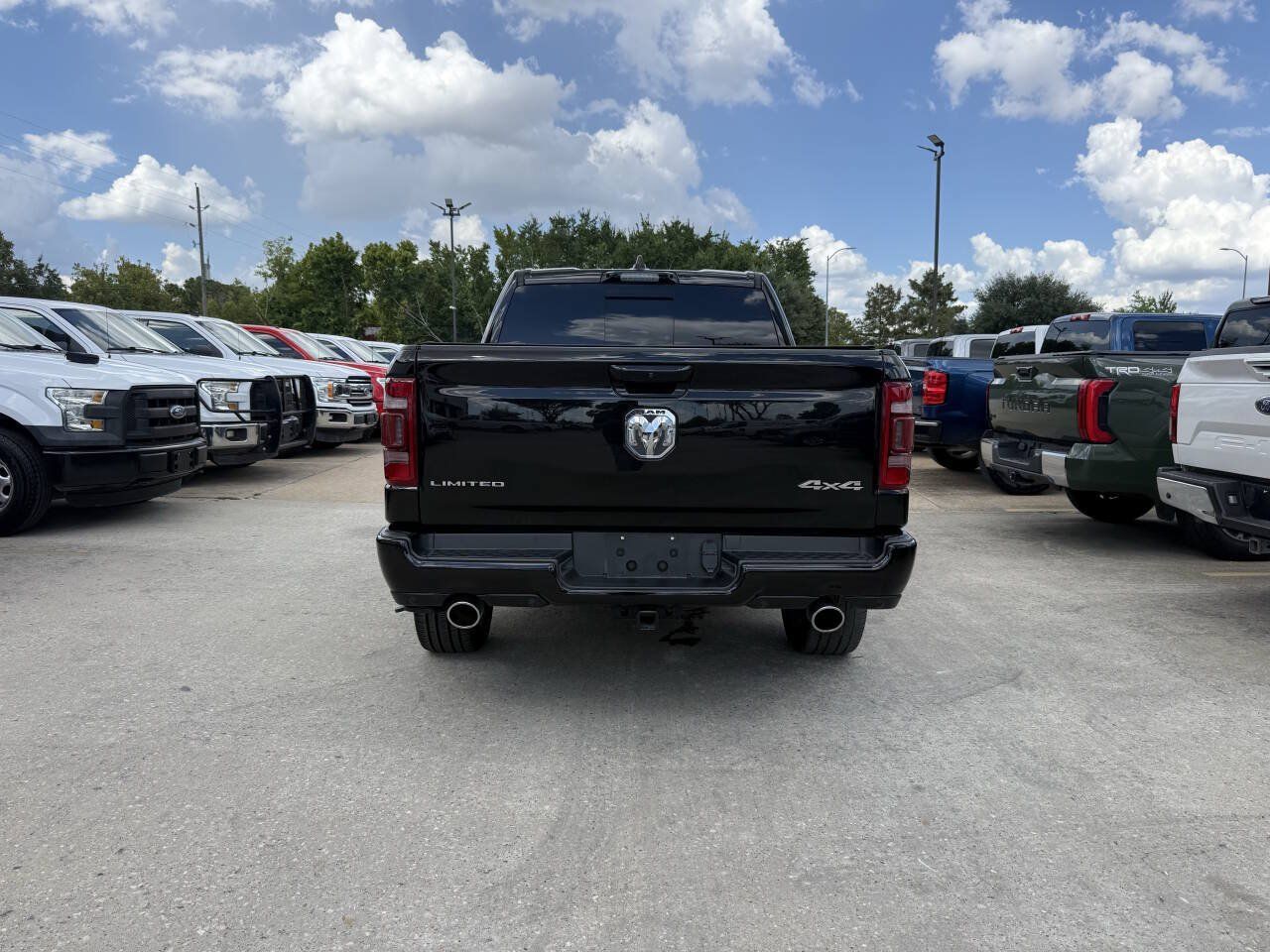 Used 2024 RAM 1500 Limited AWD/4WD image 39