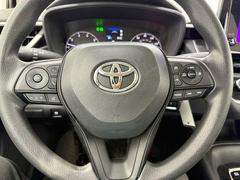 Used 2024 Toyota Corolla LE FWD image 10